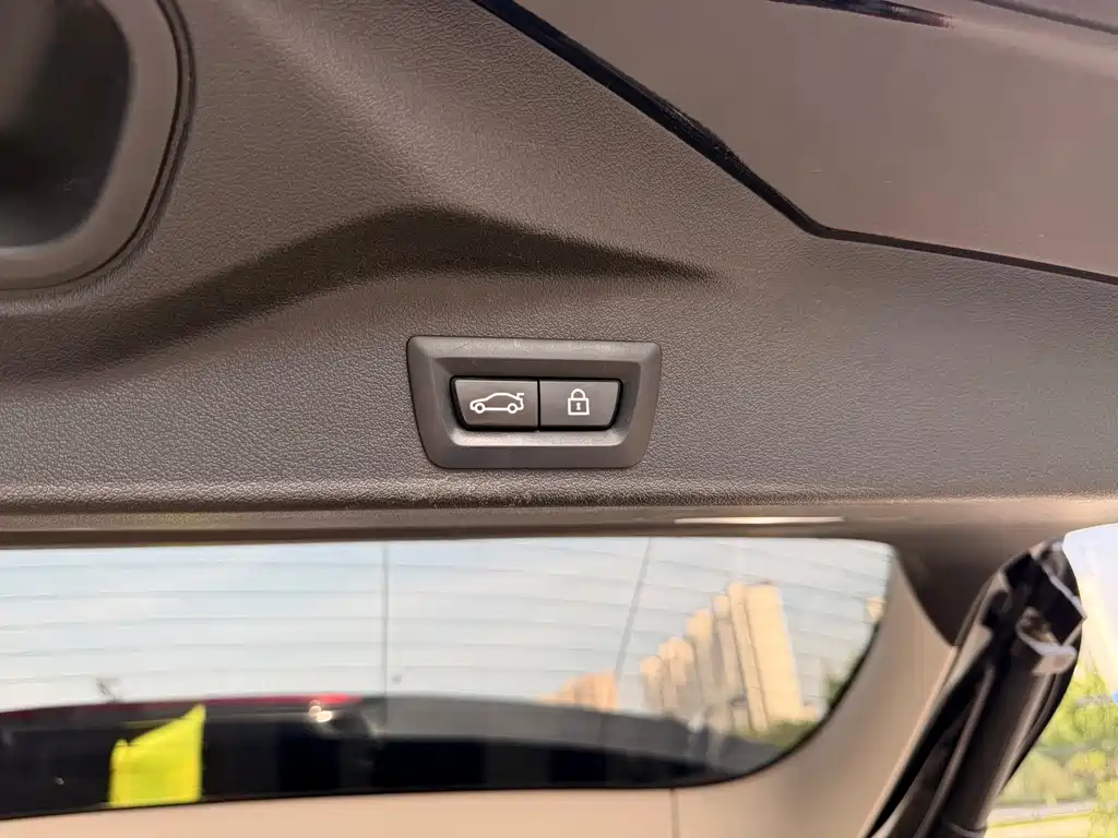 BMW X5 — фото 26