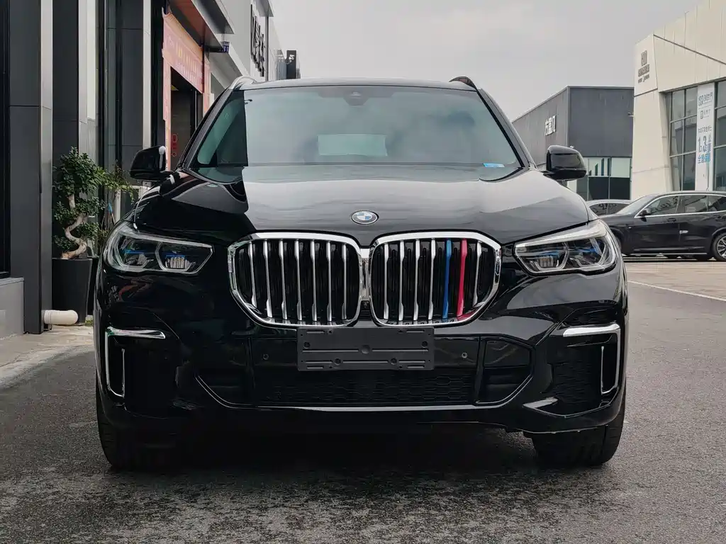 BMW X5 — фото 2