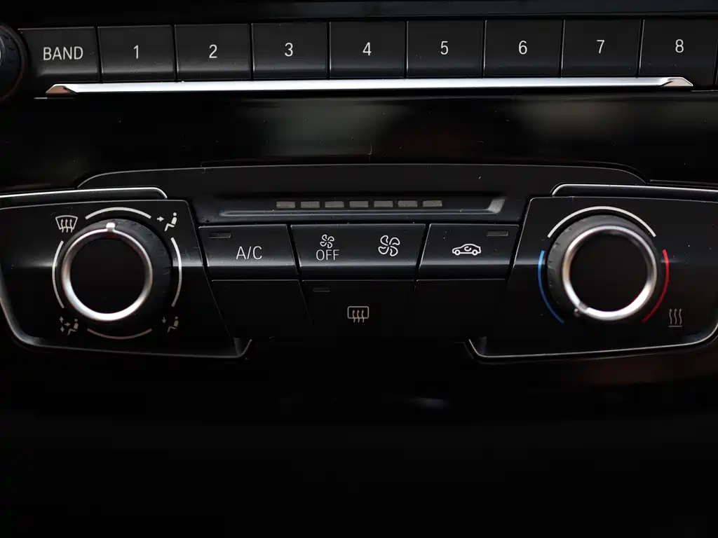 BMW 1 Series — фото 19