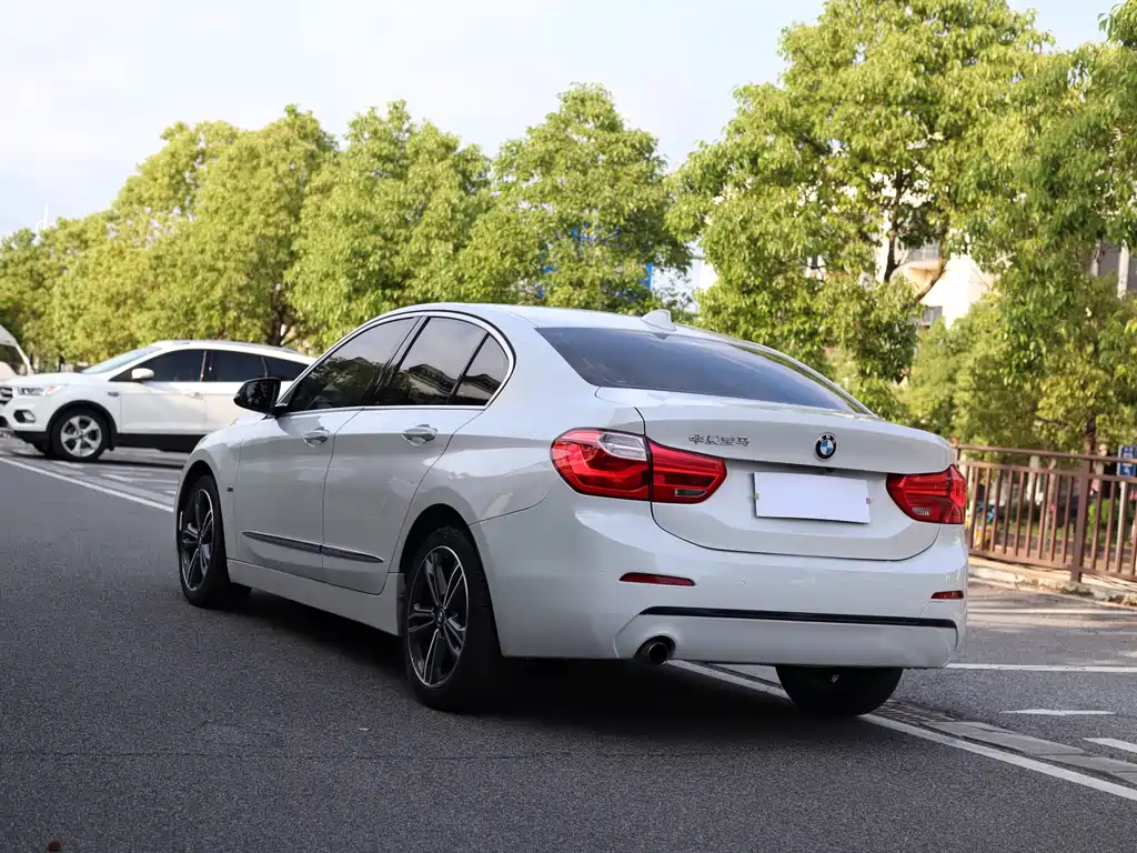 BMW 1 Series — фото 5