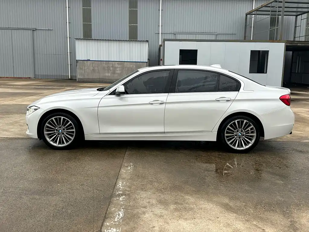 BMW 3 Series — фото 12
