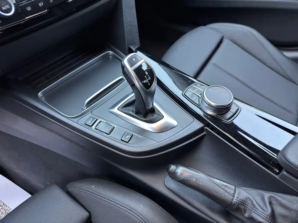 BMW 3 Series — фото 15