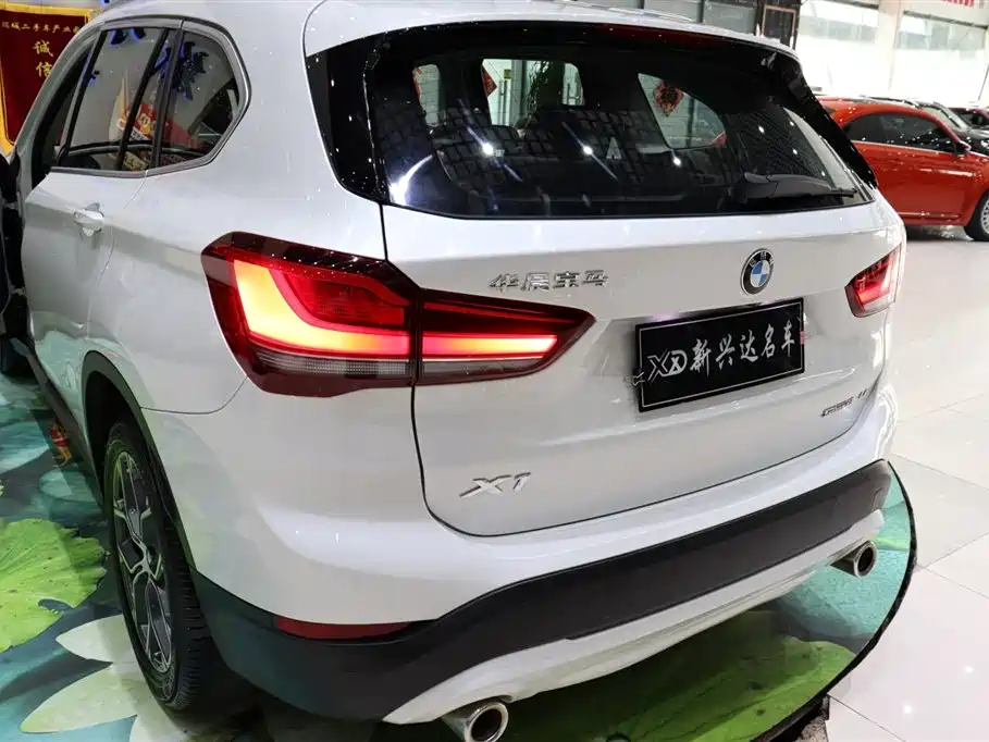 BMW X1 — фото 24