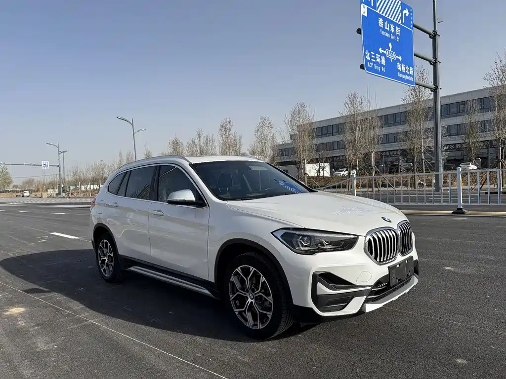 BMW X1 — фото 11