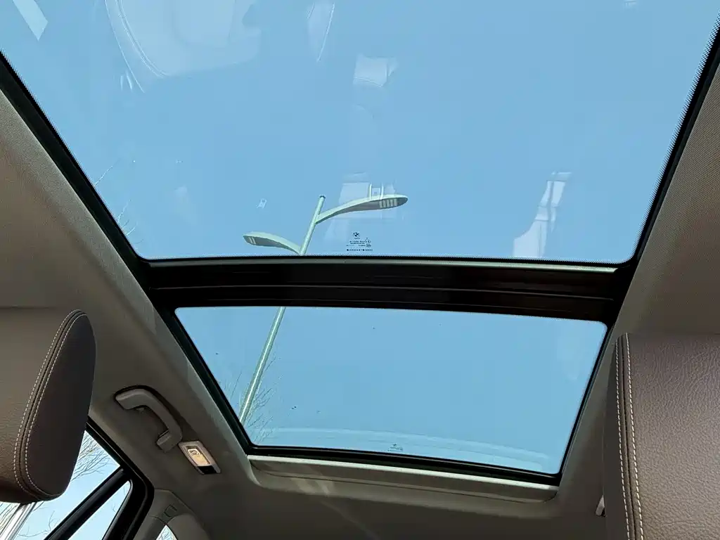 BMW X1 — фото 13