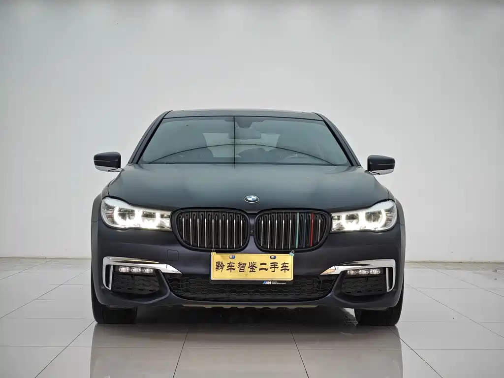 BMW 7 Series — фото 2