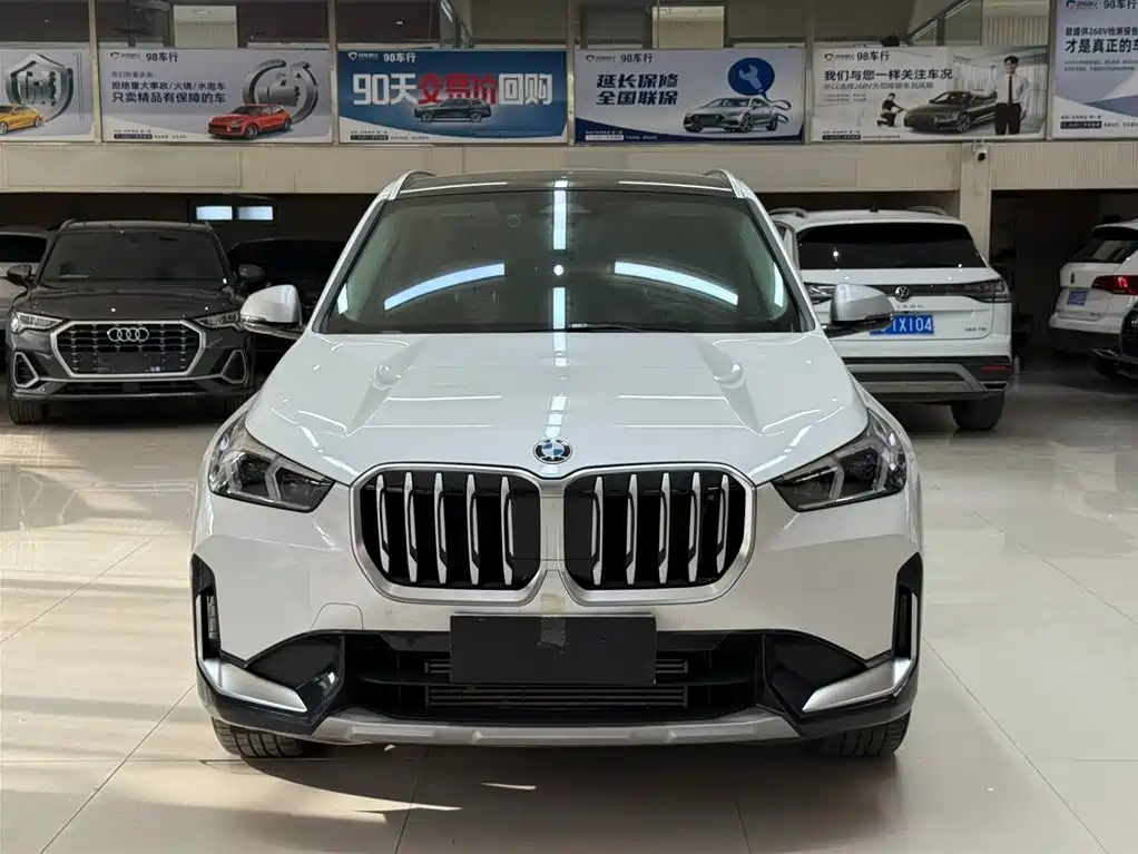 BMW X1 — фото 2