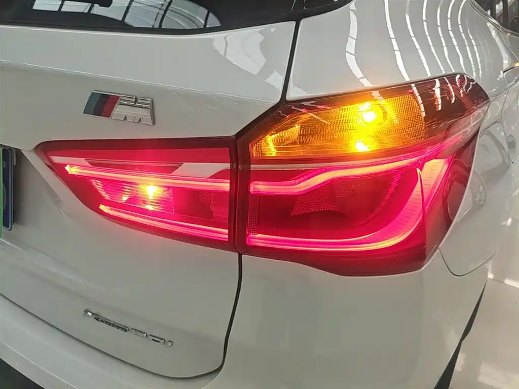 BMW X1 — фото 24