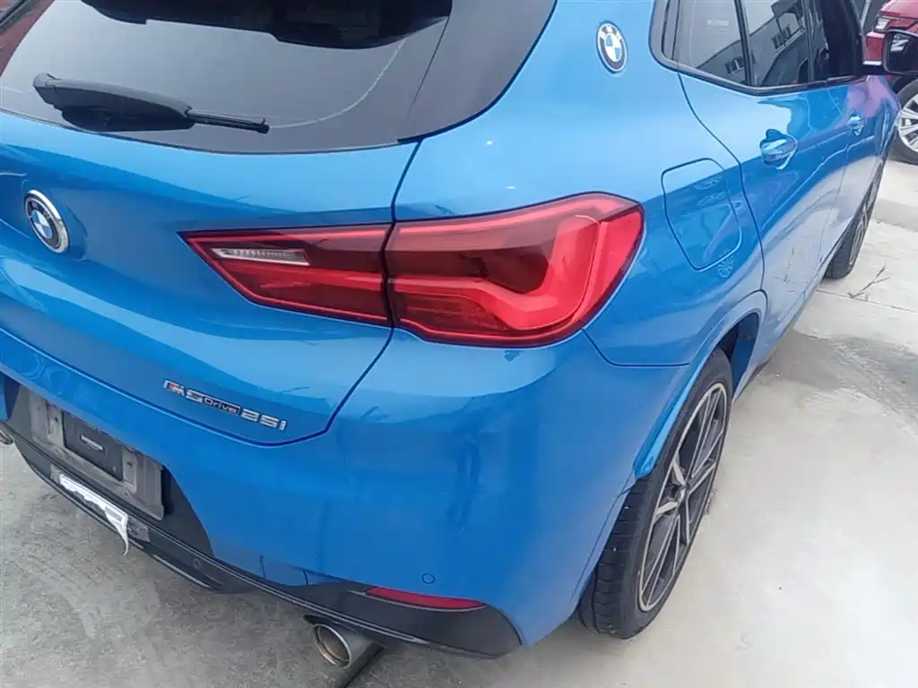 BMW X2 — фото 8