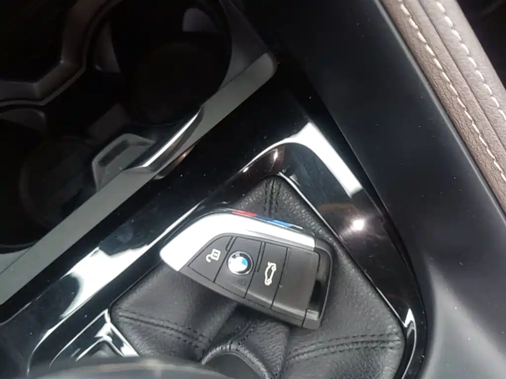 BMW X2 — фото 9
