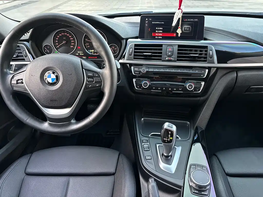 BMW 3 Series — фото 18