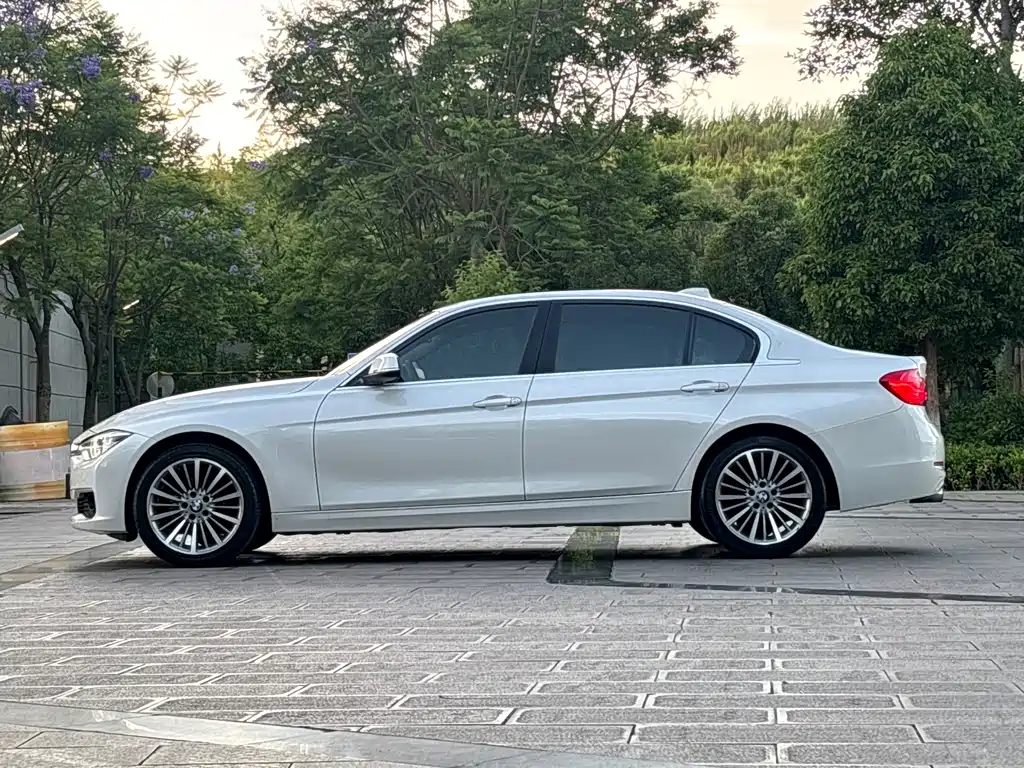BMW 3 Series — фото 4