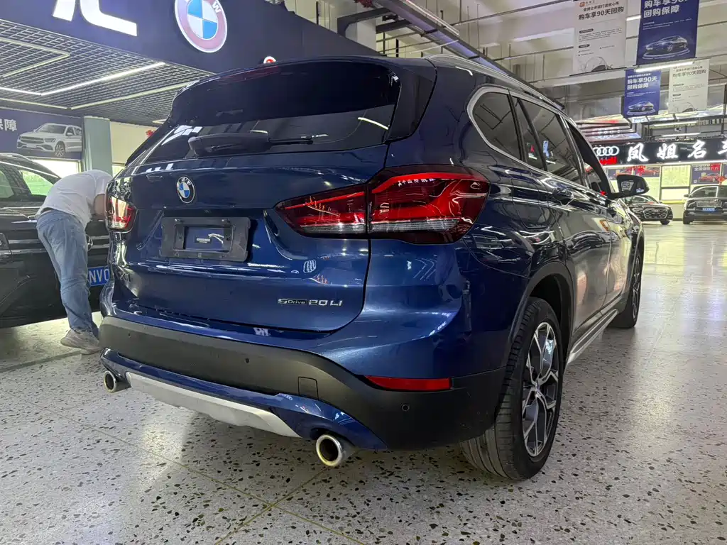 BMW X1 — фото 6