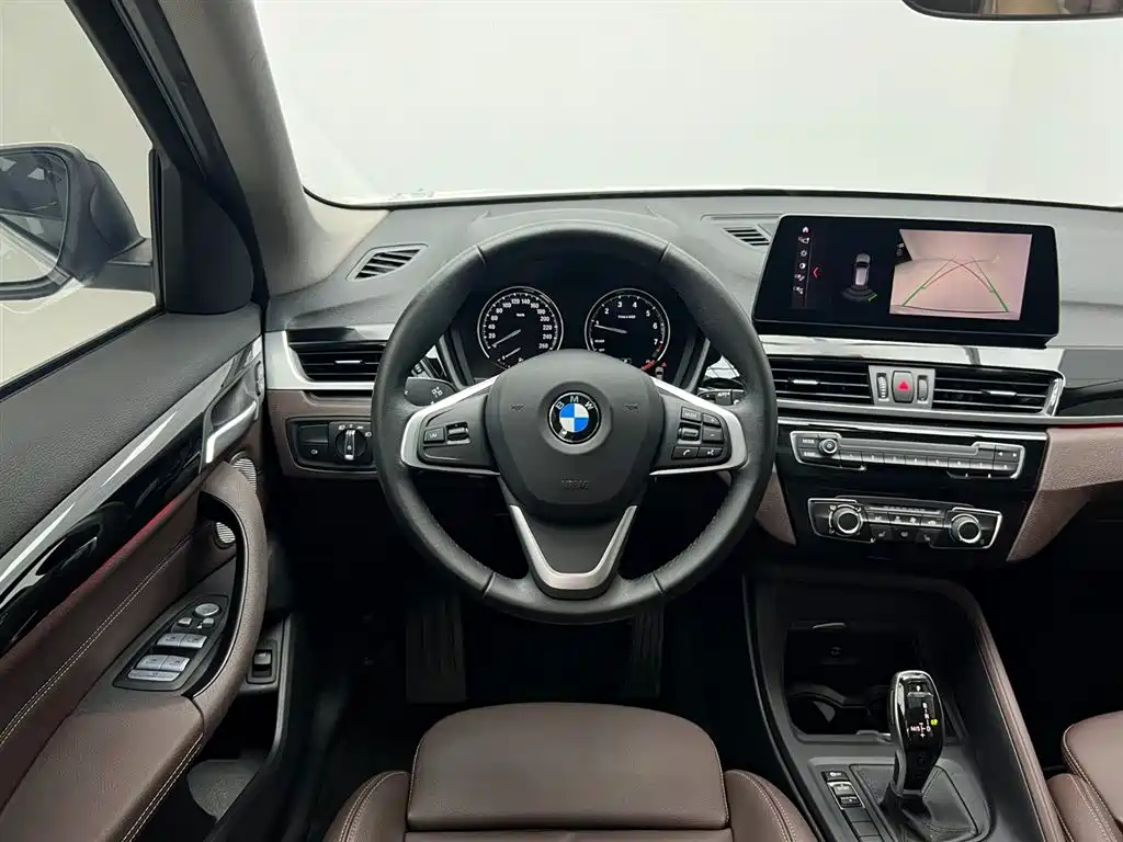 BMW X1 — фото 21