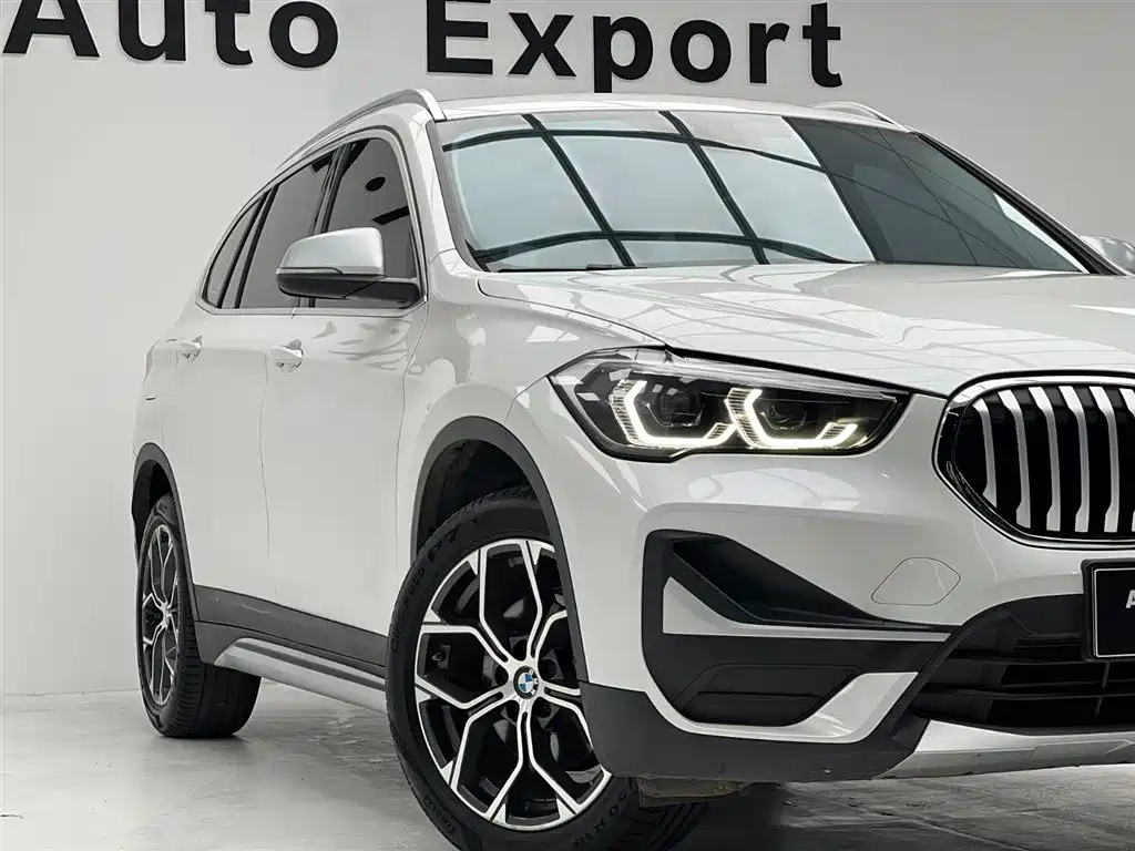 BMW X1 — фото 4