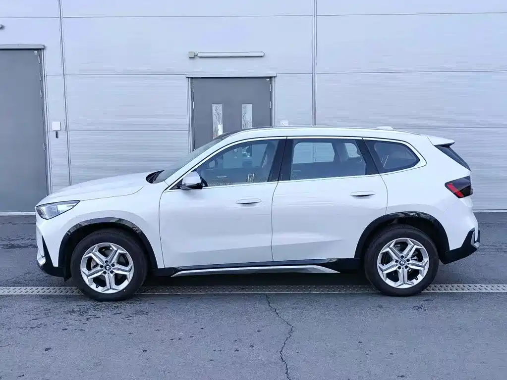 BMW X1 — фото 4