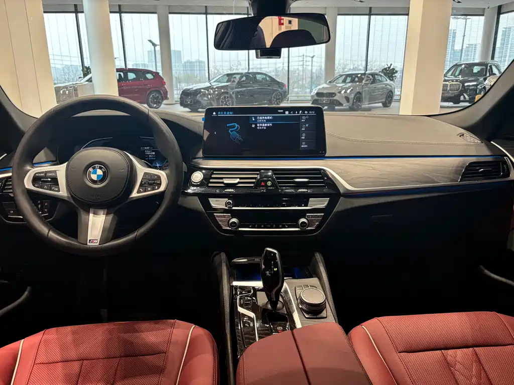 BMW 5 Series New Energy — фото 6