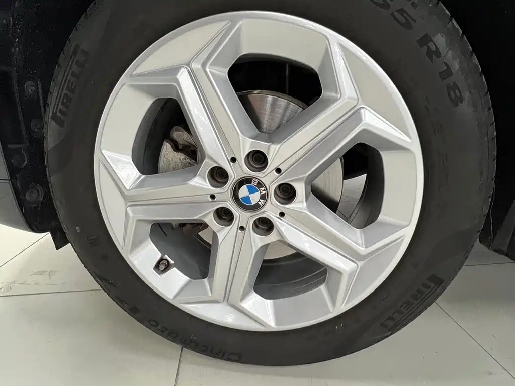 BMW X1 — фото 23