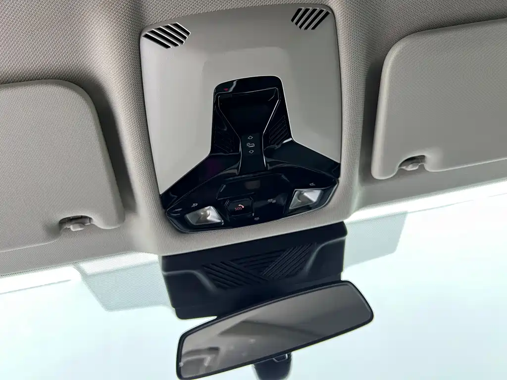 BMW X1 — фото 19