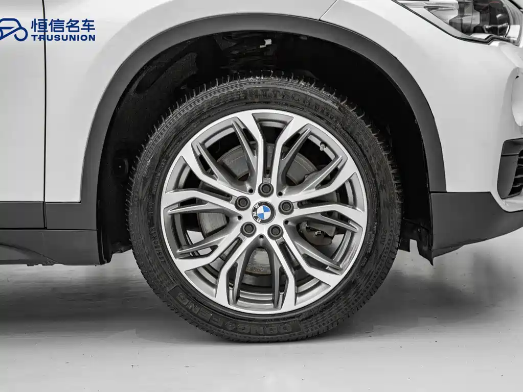 BMW X1 — фото 19