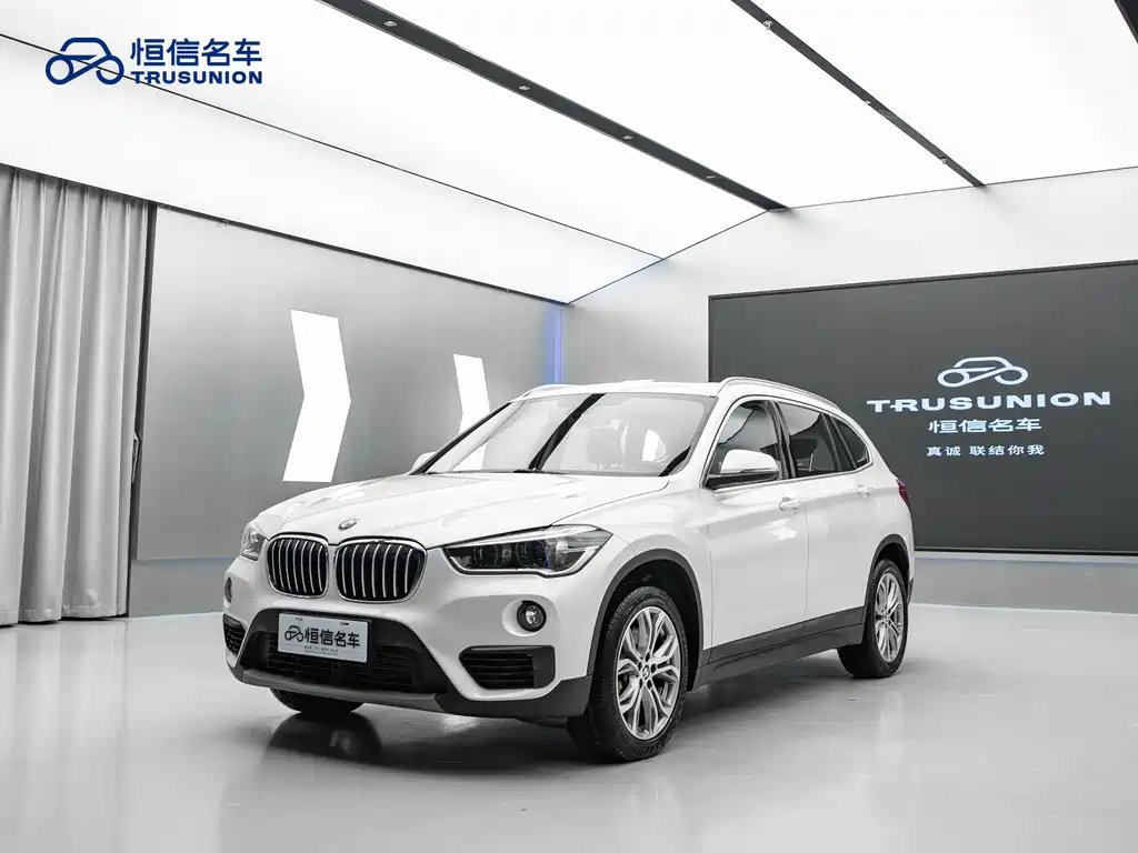 BMW X1 — фото 3