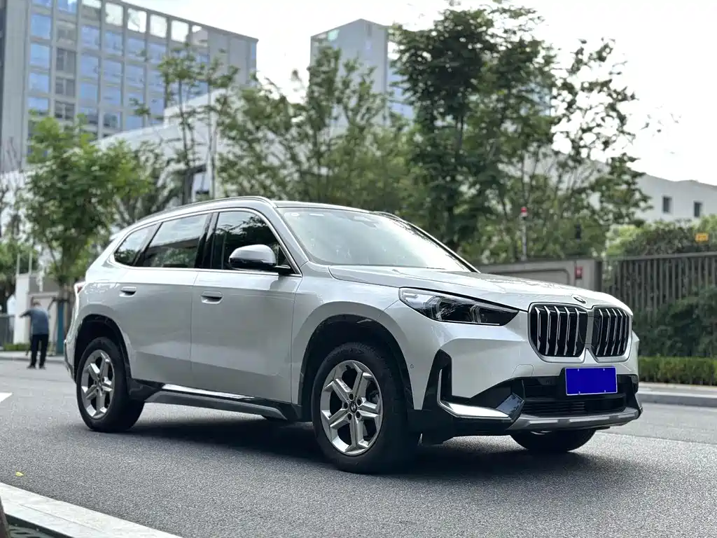 BMW X1 — фото 3