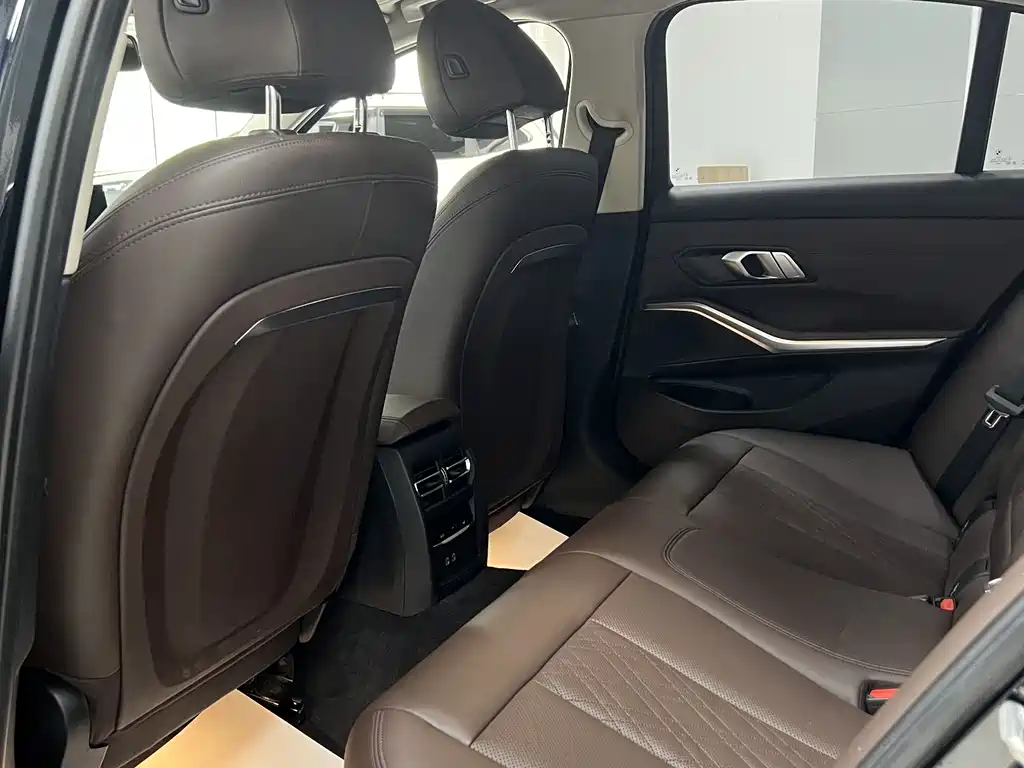 BMW 3 Series — фото 17