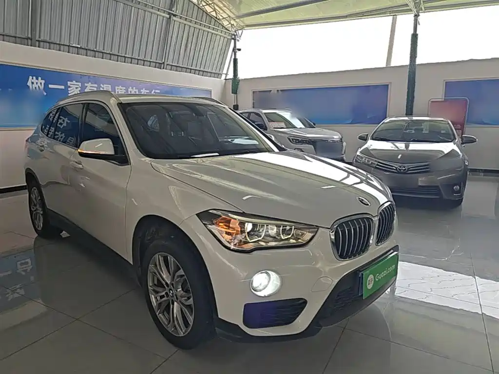 BMW X1 — фото 4