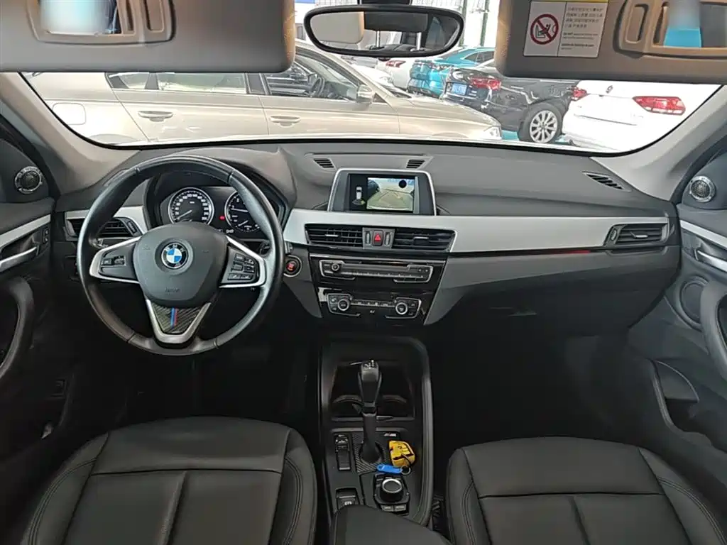 BMW X1 — фото 10