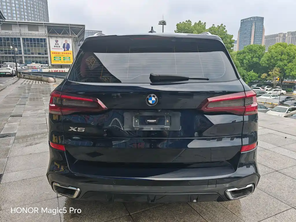 BMW X5 (Import) — фото 6
