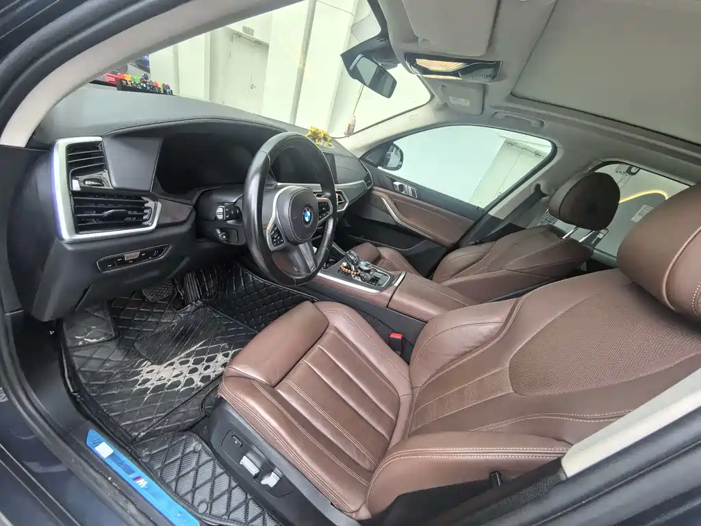 BMW X5 (Import) — фото 2