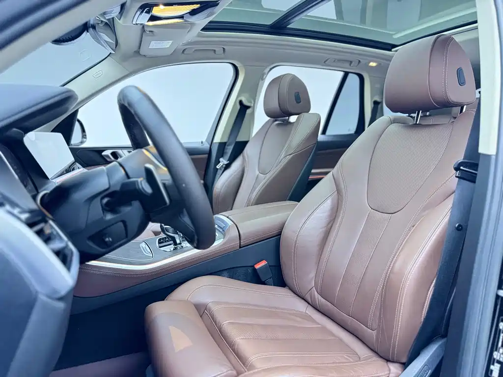 BMW X5 (Import) — фото 14