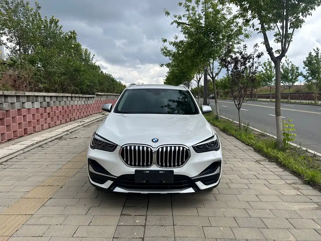 BMW X1 — фото 2