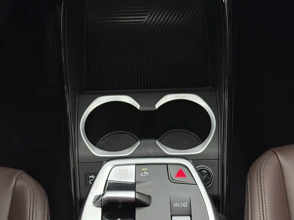 BMW X1 — фото 10