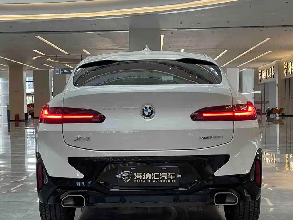 BMW X4 — фото 4