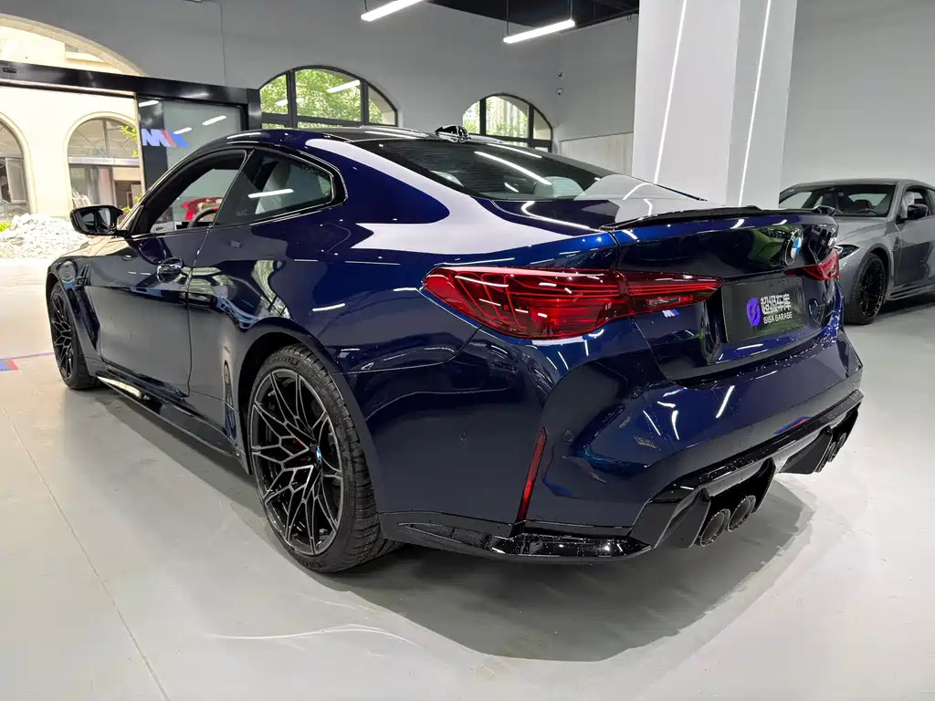 BMW M4 — фото 4
