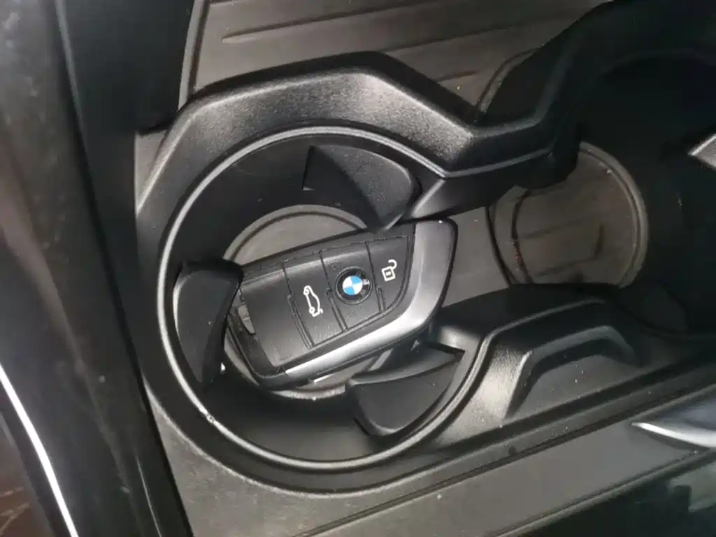 BMW X1 — фото 9
