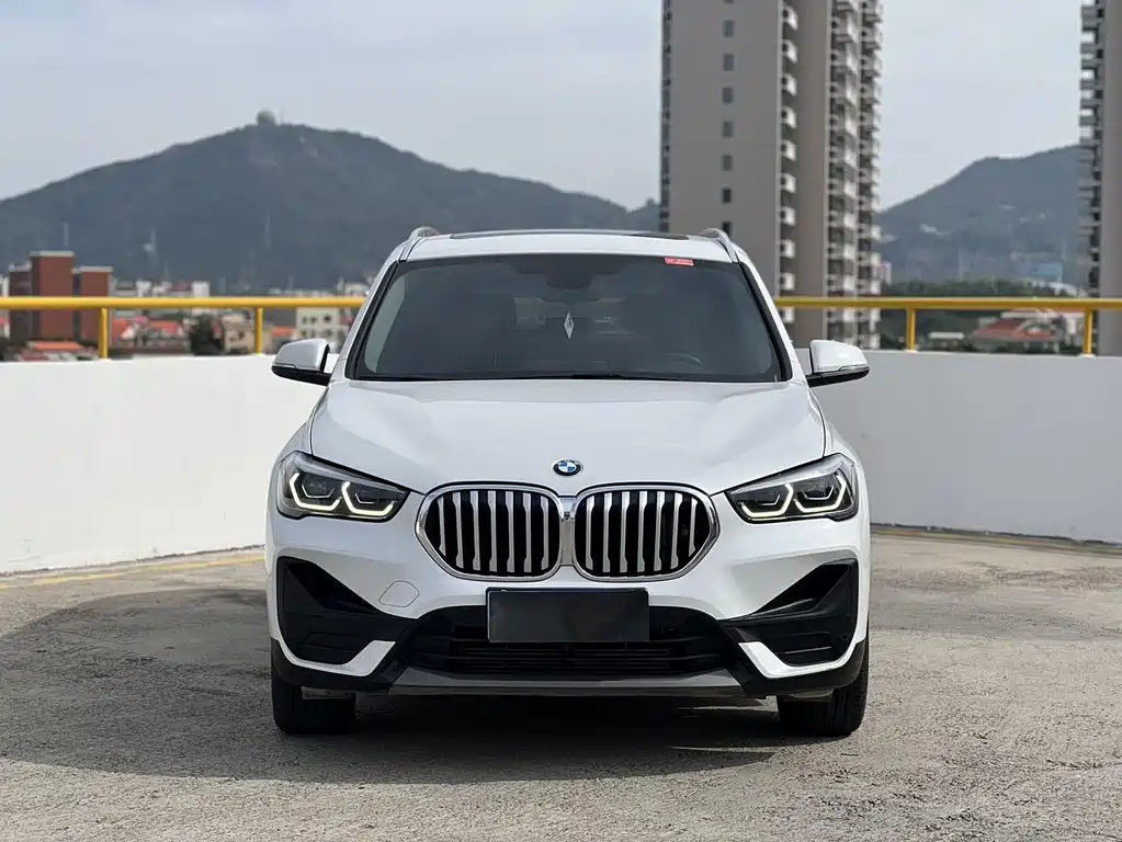 BMW X1 — фото 2