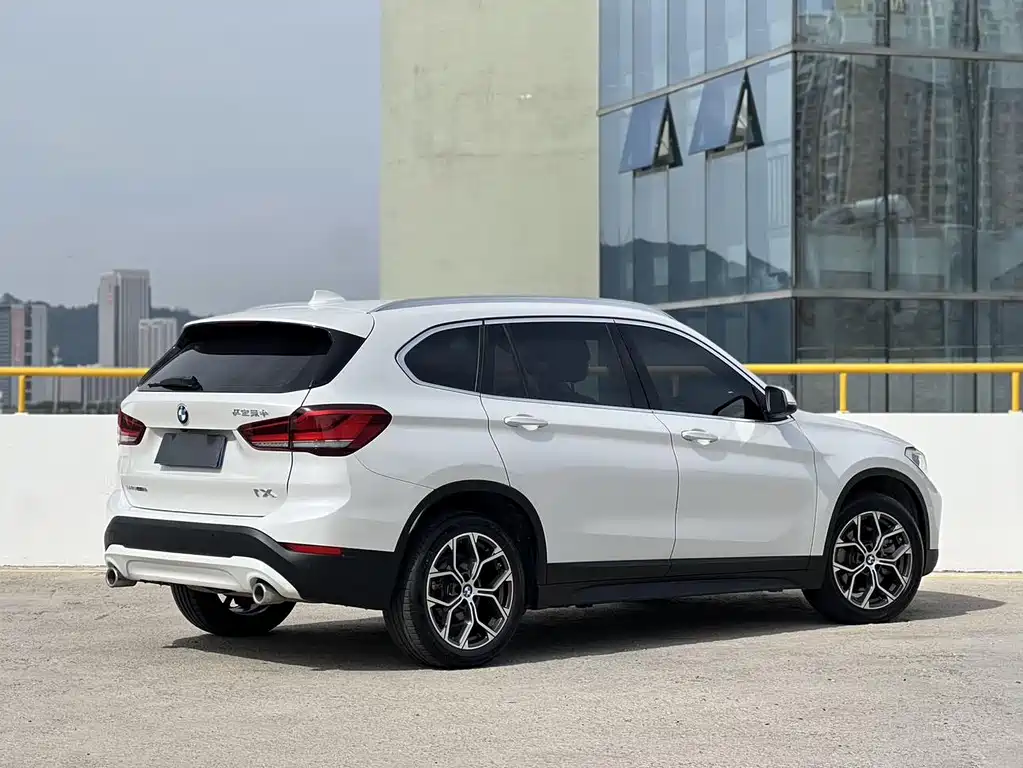 BMW X1 — фото 4