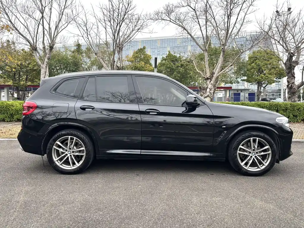 BMW X3 — фото 3
