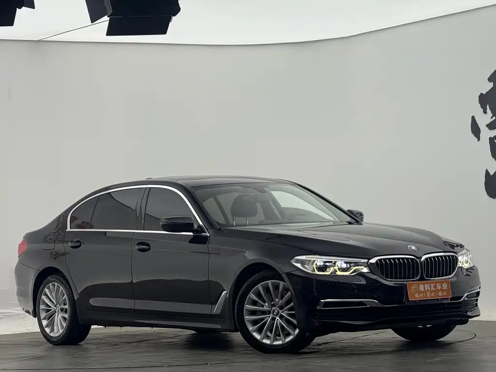 BMW 5 Series — фото 2