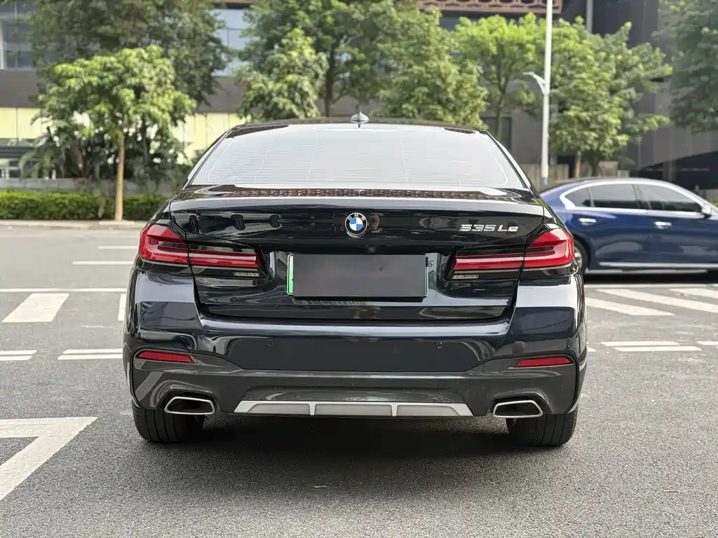 BMW 5 Series New Energy — фото 5