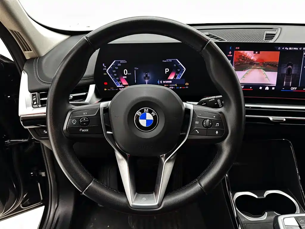 BMW X1 — фото 19
