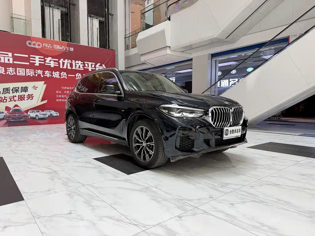 BMW X5 (Import) — фото 2