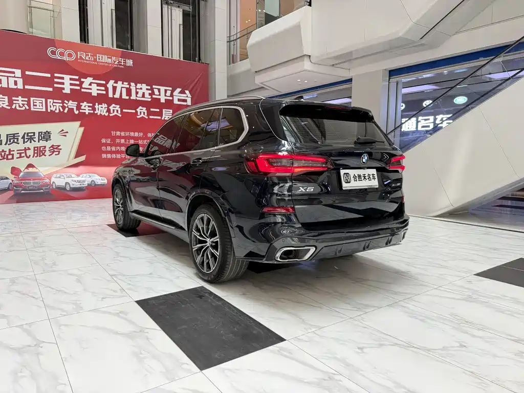 BMW X5 (Import) — фото 8