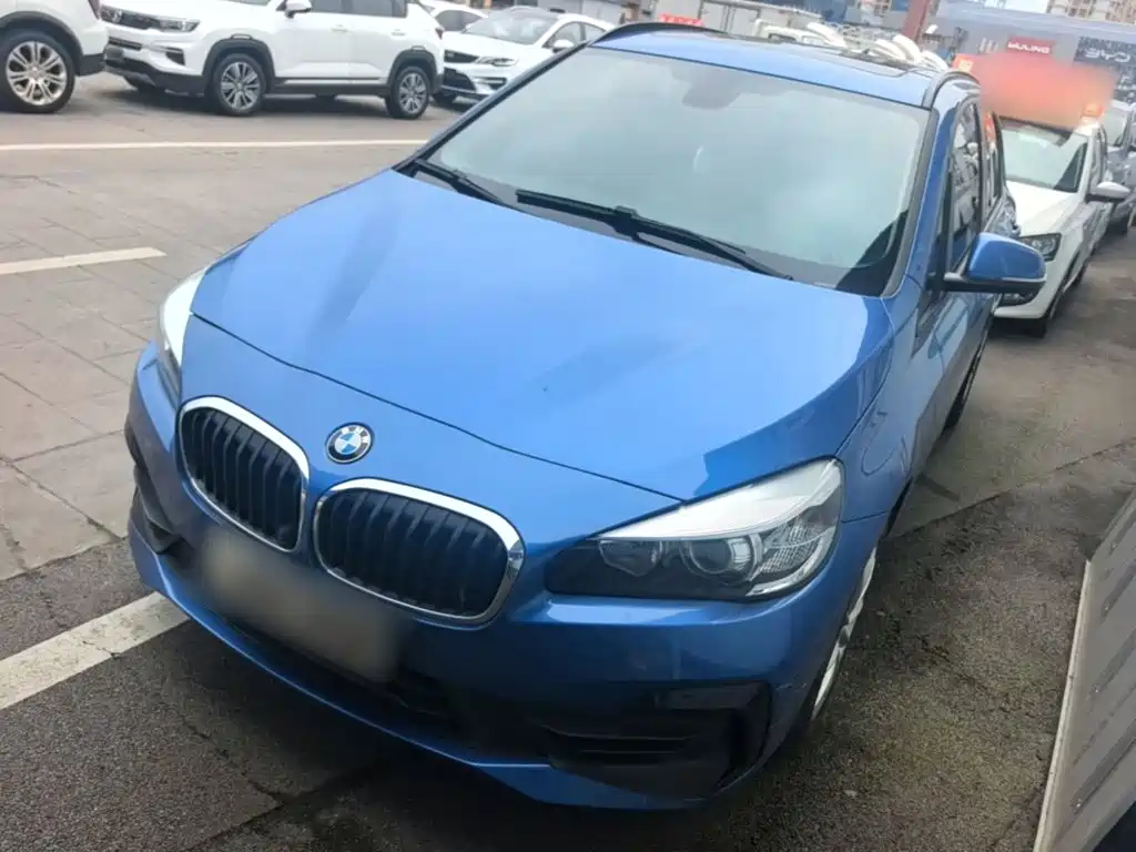 BMW 2 Series Active Tourer — фото 2