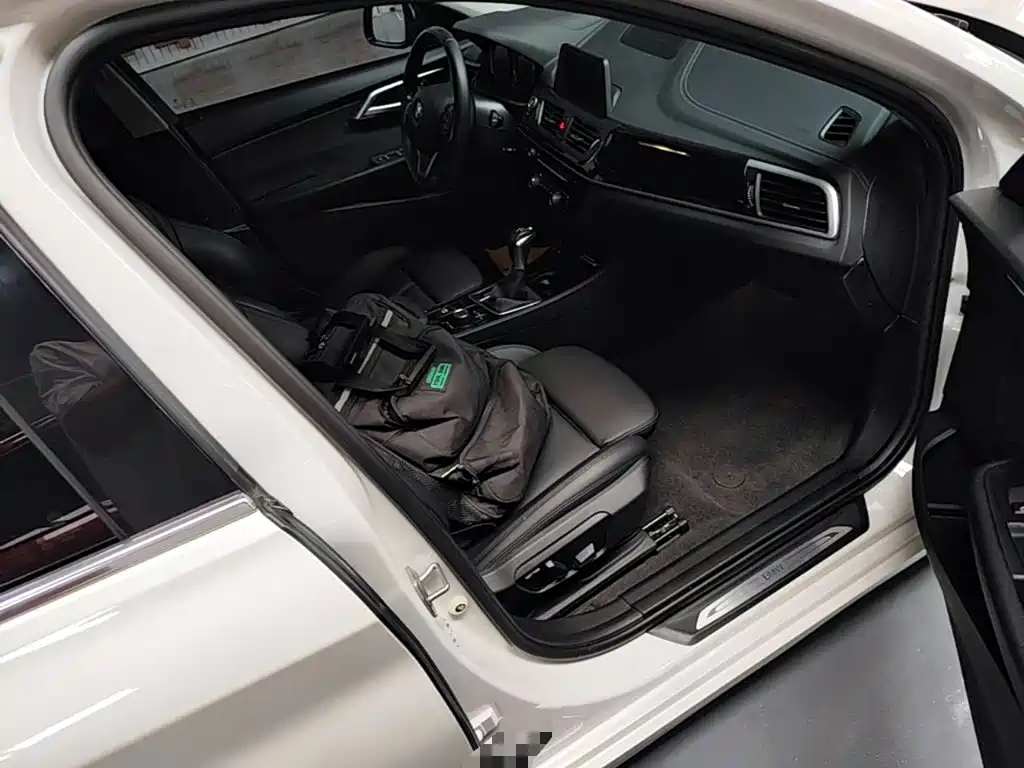 BMW 1 Series — фото 11