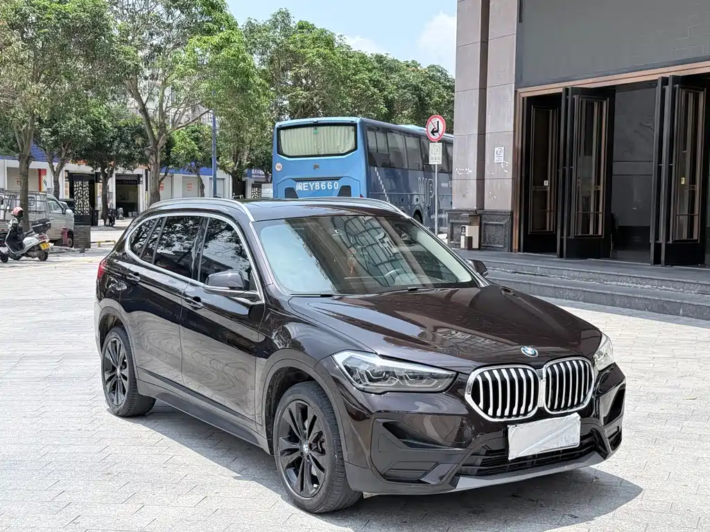 BMW X1 — фото 3