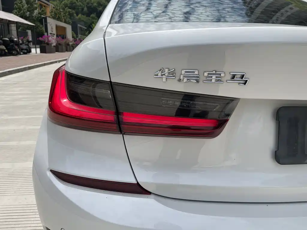 BMW 3 Series — фото 15