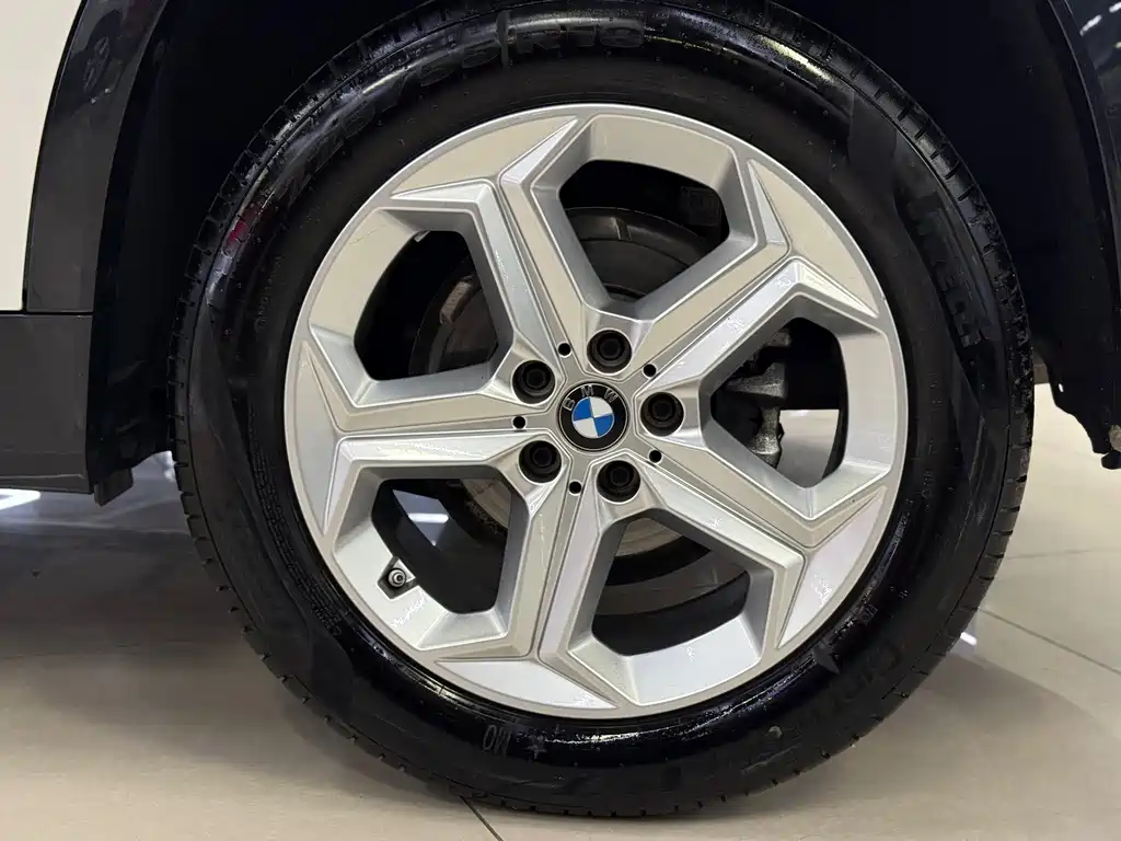 BMW X1 — фото 20